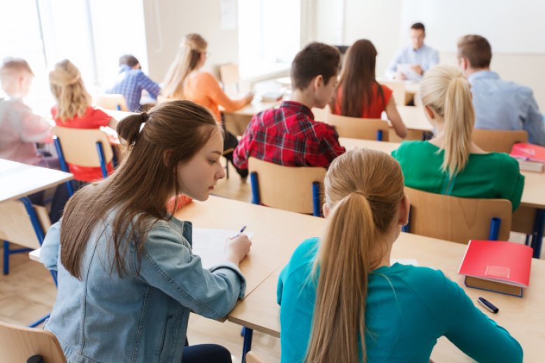 Å stryke på eksamen kan få langsiktige konsekvenser (FHI)