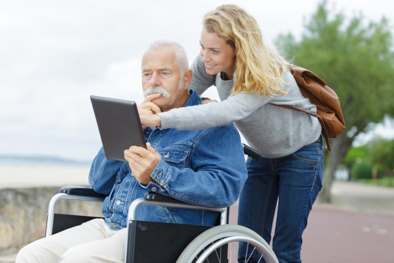 Teknologi som kan hjelpe eldre