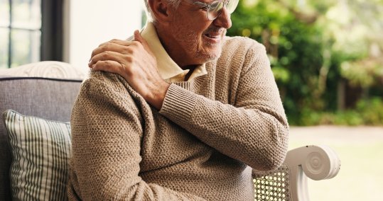 Nesten alle over 40 har MR-funn i skulderen – uten nødvendigvis å ha smerter