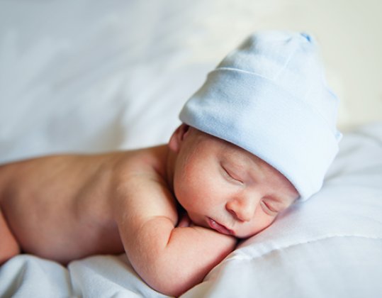 Lavere risiko for komplikasjoner hos nyfødte når mor har tatt koronavaksine